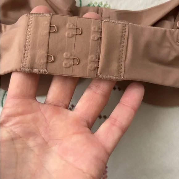 Skims Smoothing Unlined Strapless Bra- NWT- Sienna - Picture 7 of 7